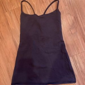 Lululemon workout tank
